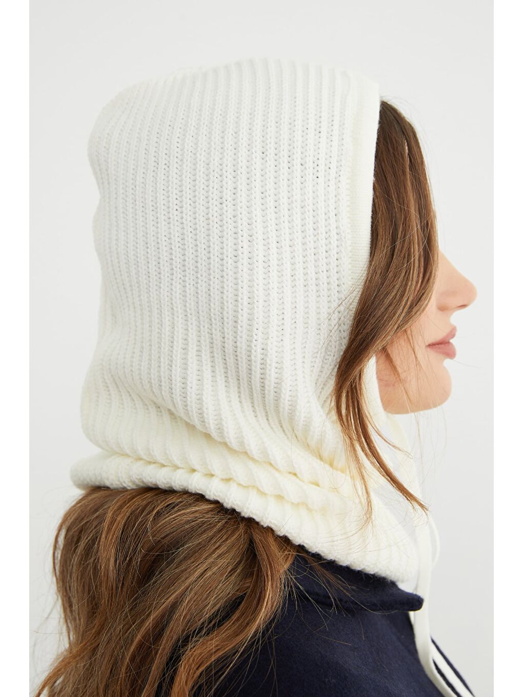 Ekru Basic Bağcıklı Triko Balaklava Bere-3