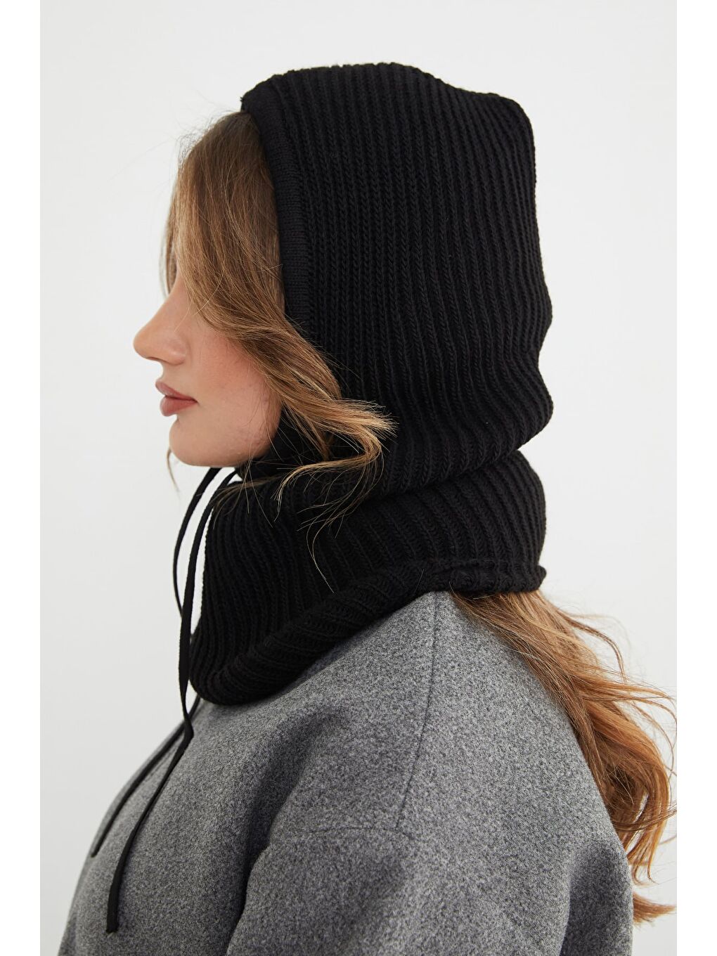 Siyah Basic Bağcıklı Triko Balaklava Bere-4