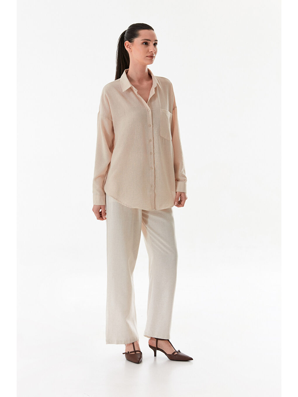 Bej Basic Tek Cepli Oversize Gömlek-2