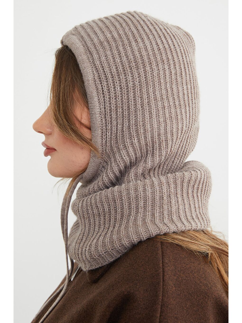Bej Basic Bağcıklı Triko Balaklava Bere-4