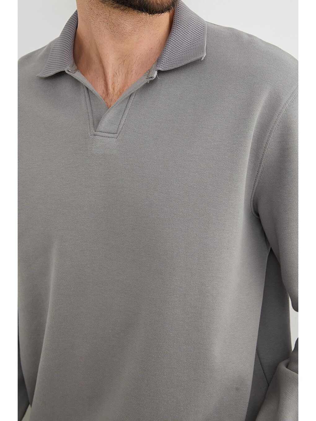 Gri Basic Polo Yaka Pike Büyük Beden Sweatshirt-3