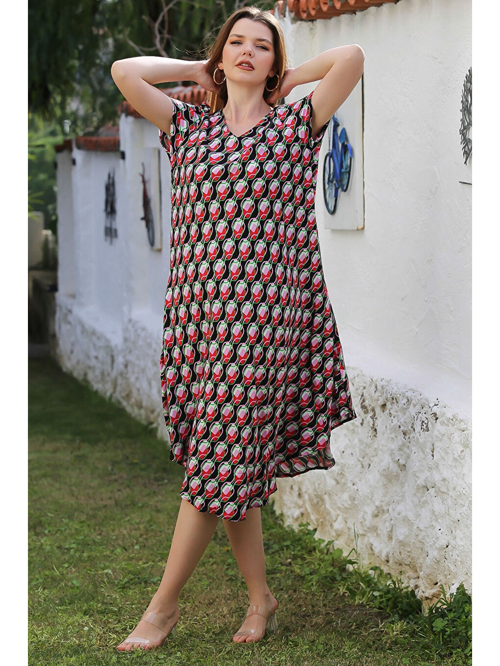 Siyah-Pembe V Yaka Düşük Kol Allover Baskılı Casual Viskon Dokuma Elbise 115 66-2