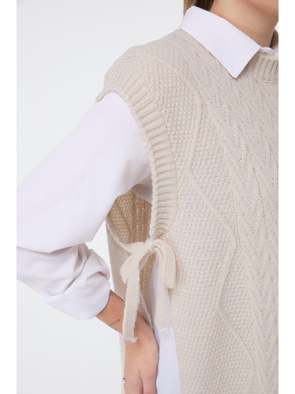 Bisiklet Yaka Kadın Bej Triko Süveter - 24144-2