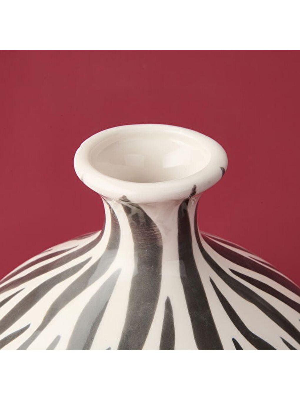 Deco Elegant Curves Vazo - Siyah / Beyaz - 28 cm-1