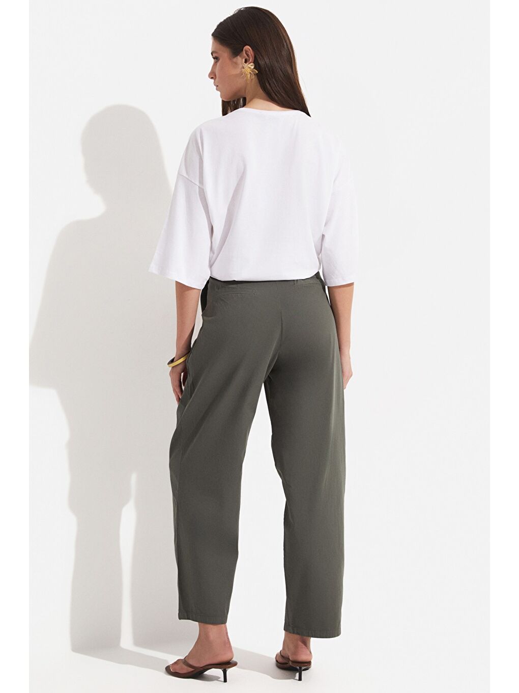 Haki Pili Detaylı %100 Pamuk Pantolon-3