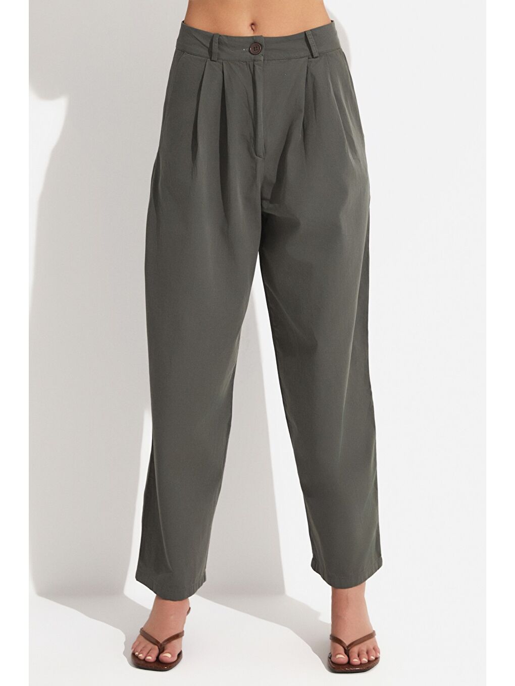 Haki Pili Detaylı %100 Pamuk Pantolon-4