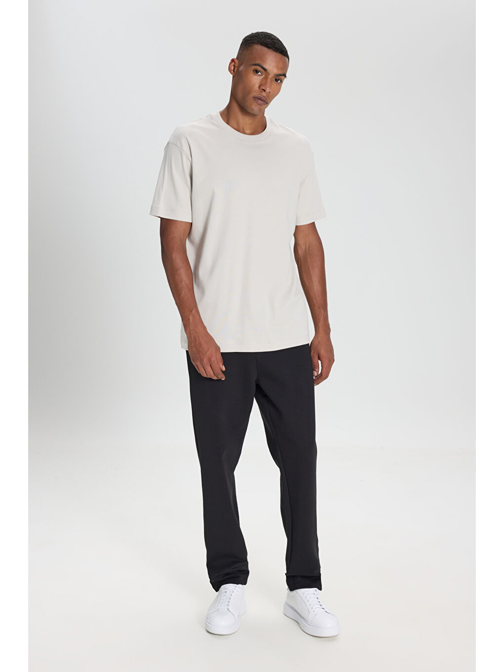 Bej Erkek Taş %100 Pamuk Modern Fit Normal Kesim Bisiklet Yaka Tişört-4