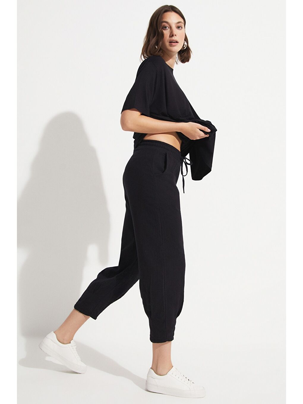 Siyah Beli Lastikli Pantolon-1