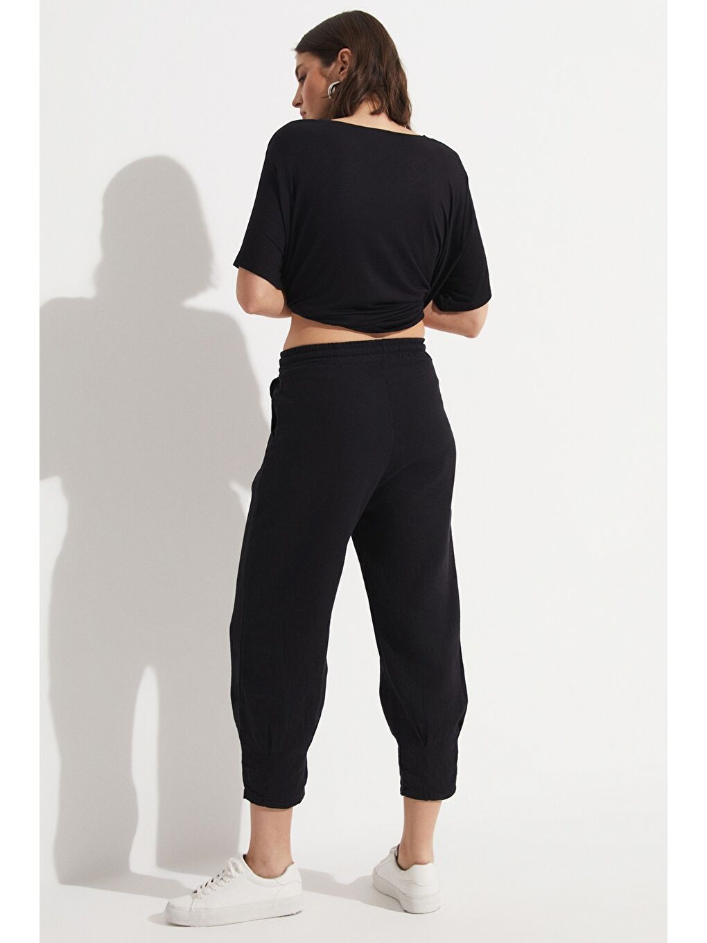 Siyah Beli Lastikli Pantolon-2