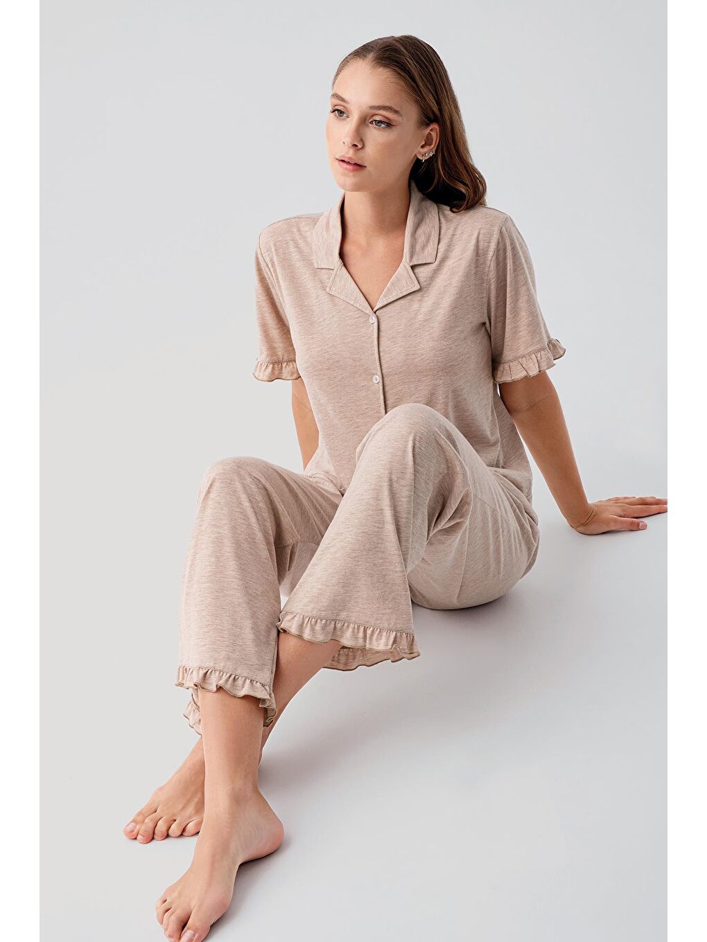 Kahverengi Kısa Kollu Düğmeli Fırfırlı Pamuklu Pijama Takım 19219-4