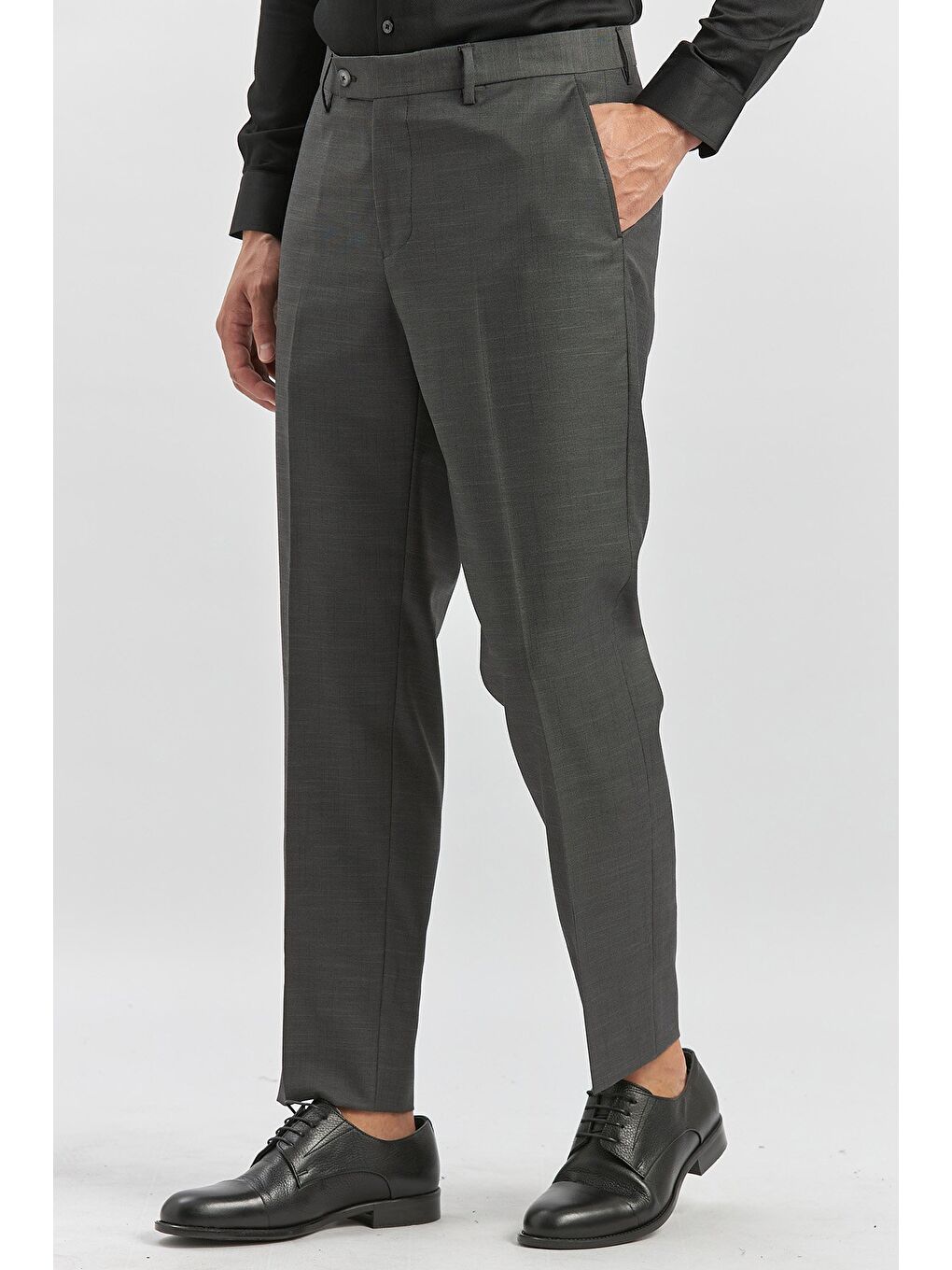 Koyu Antrasit Esnek Yandan Cepli Comfort Fit Classic Erkek Pantolon 1003240163-2