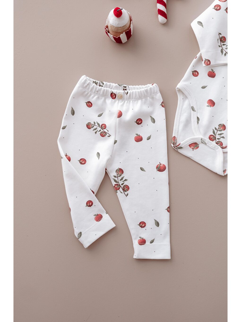 Beyaz Puffy Sleep Elma Serisi Body Tayt Takım-7