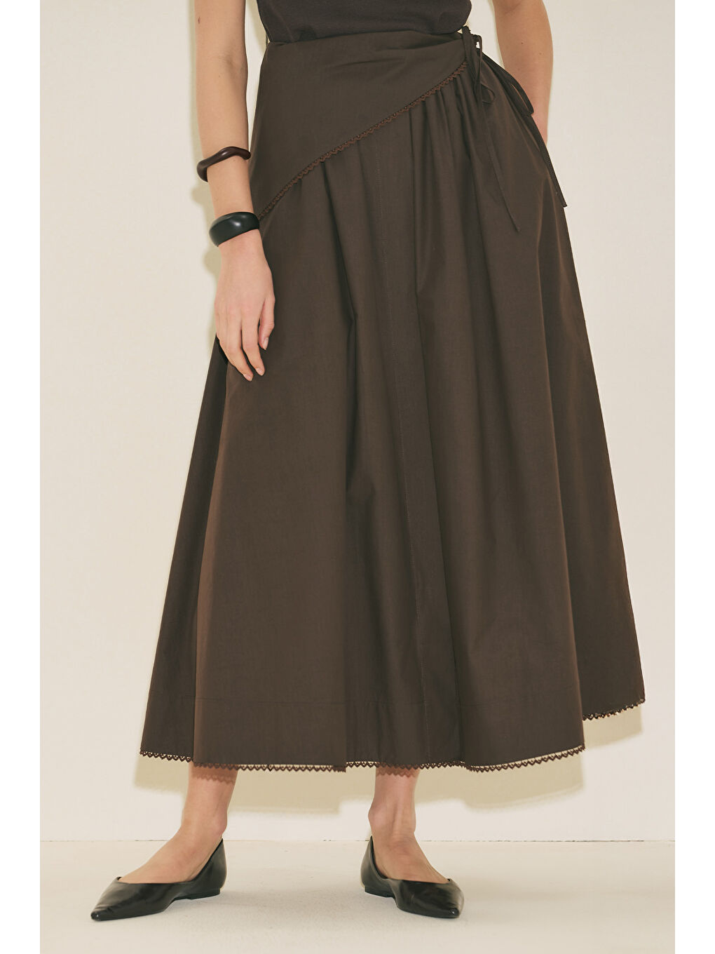 Önü Düğmeli Poplin Etek Kahverengi-5