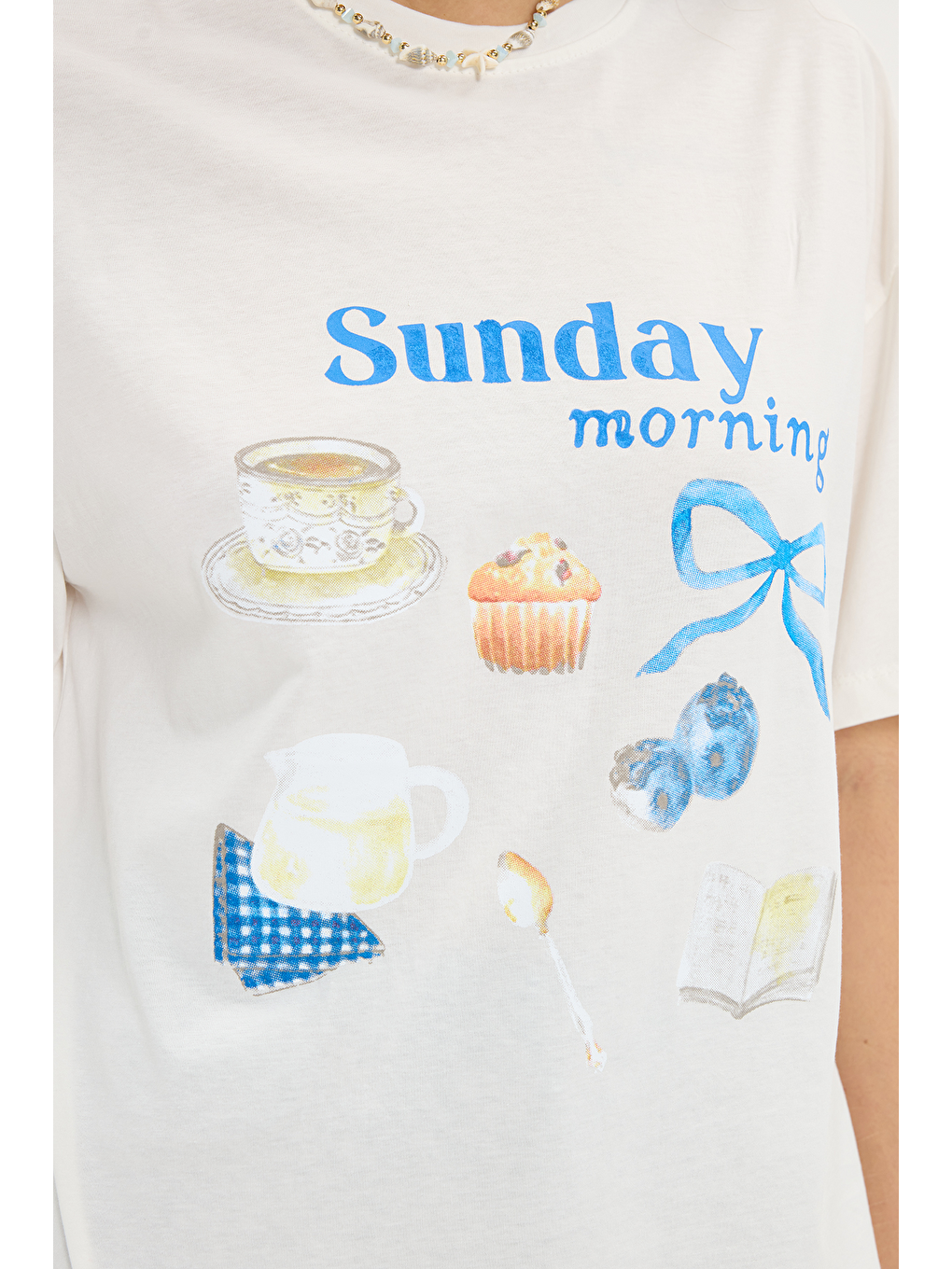 Kadın Relax Fit Rahat Kesim %100 Pamuk Bisiklet Yaka Kısa Kollu Baskılı Beyaz Tişört-3