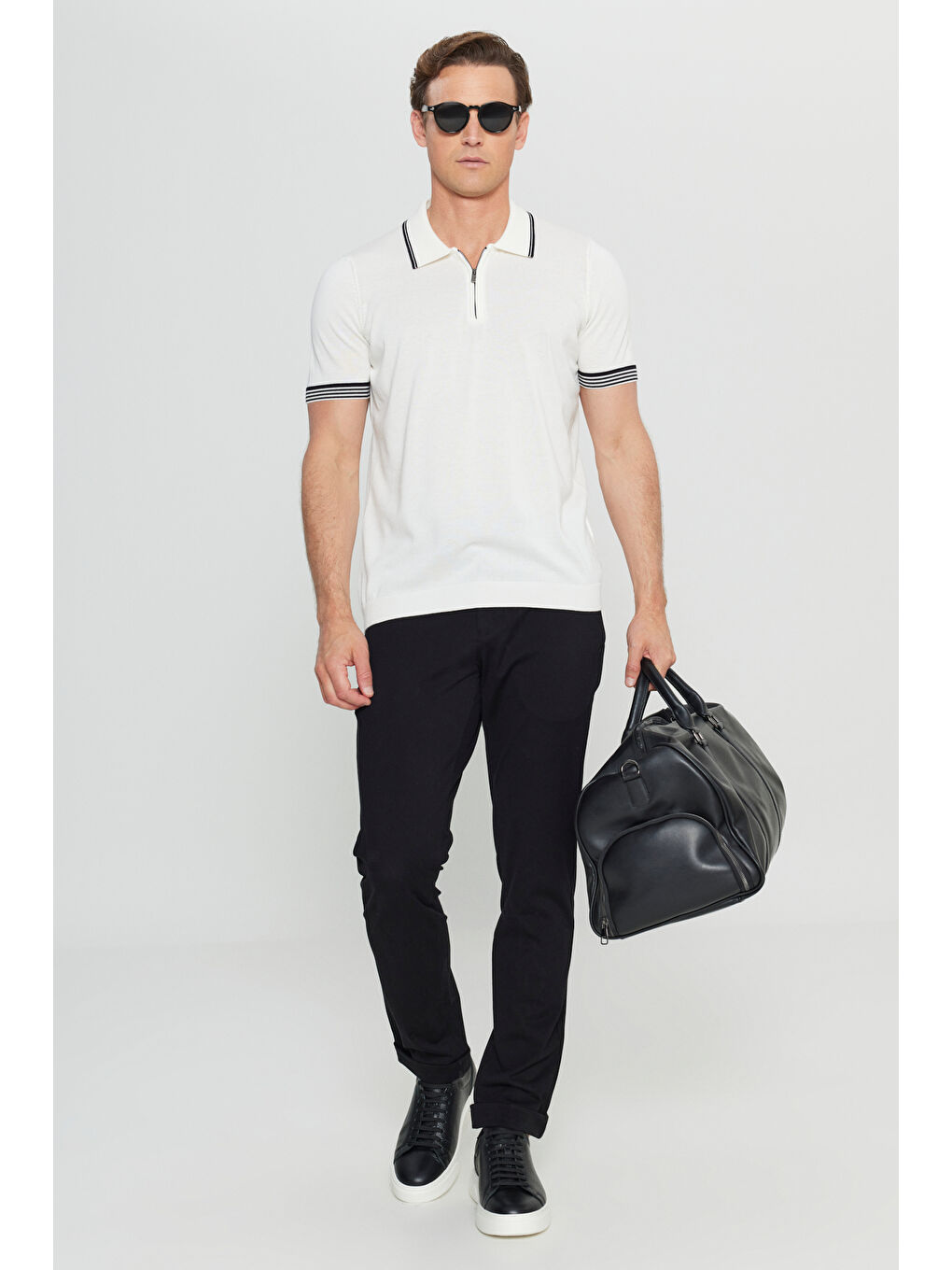 Erkek Beyaz %100 Pamuk Standart Fit Normal Kesim Polo Yaka Armürlü Triko Tişört-1