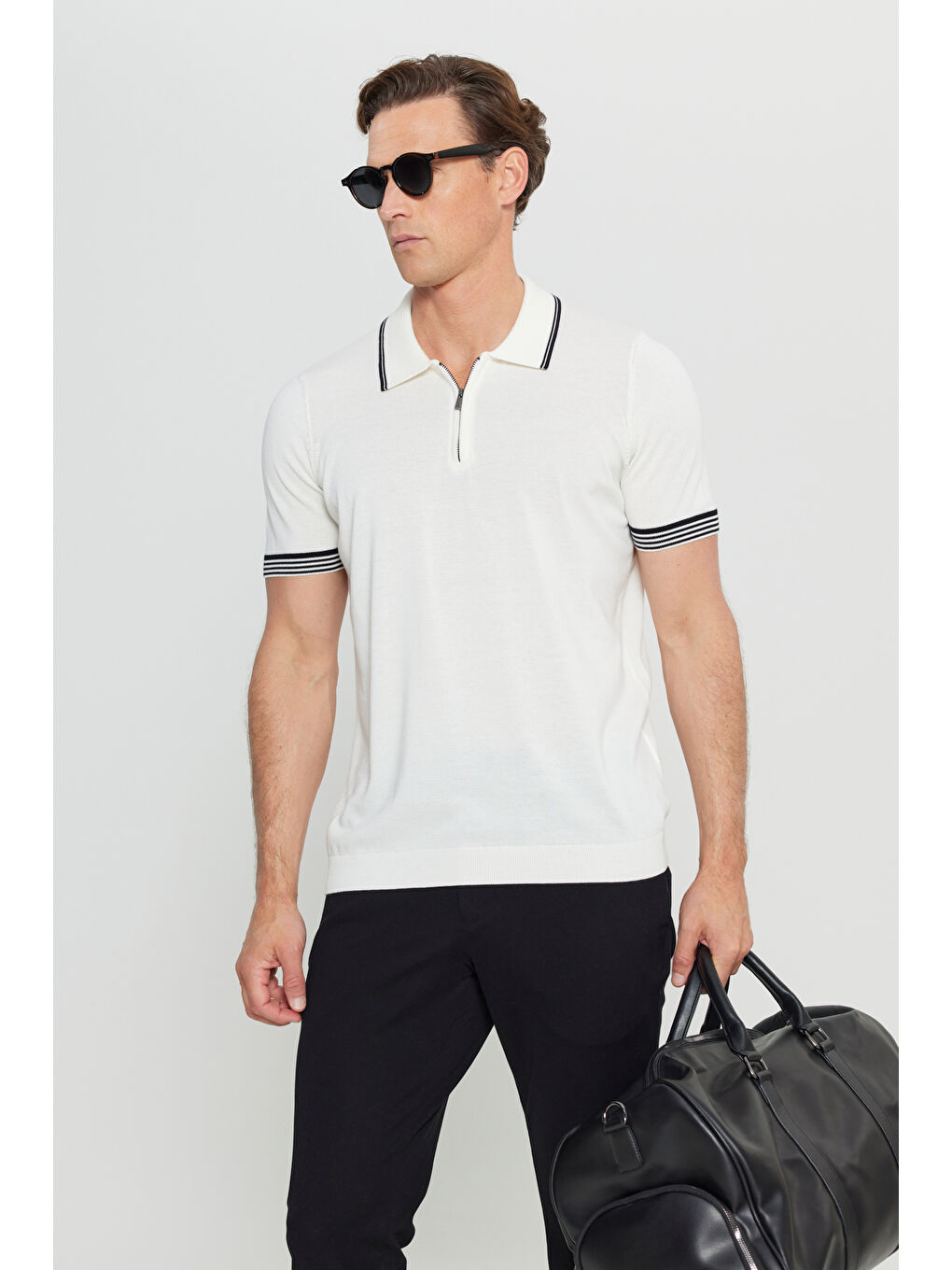 Erkek Beyaz %100 Pamuk Standart Fit Normal Kesim Polo Yaka Armürlü Triko Tişört-2