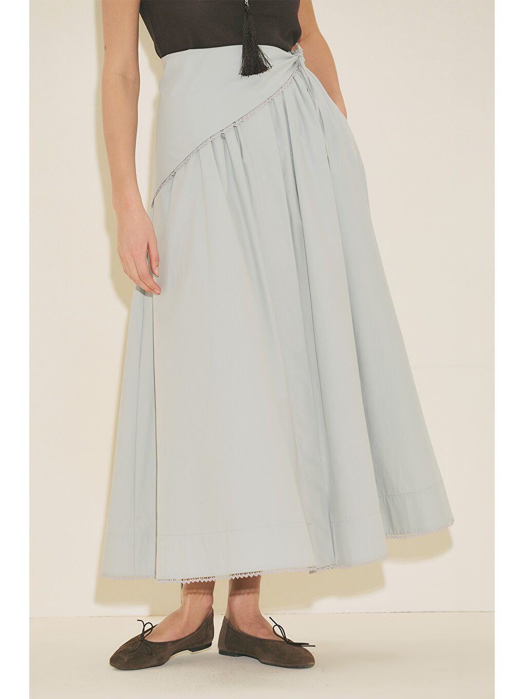 Önü Düğmeli Poplin Etek Mavi-1