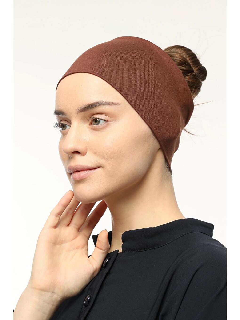 Altobeh Kahverengi Kadın Penye Dikişsiz Tesettür Bandana Bone Spor Saç Bandı - 3