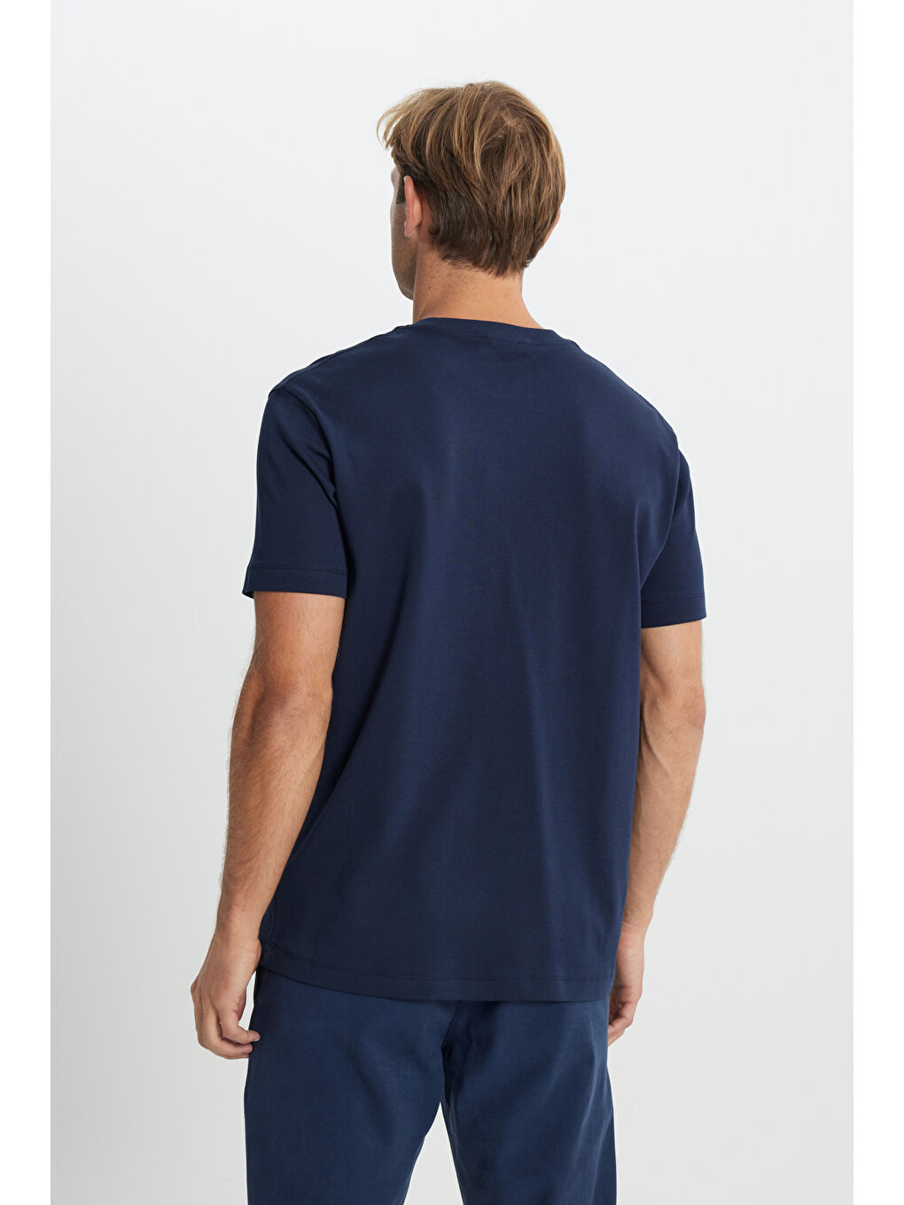 Erkek Lacivert %100 Pamuk Modern Fit Normal Kesim Bisiklet Yaka Tişört-5