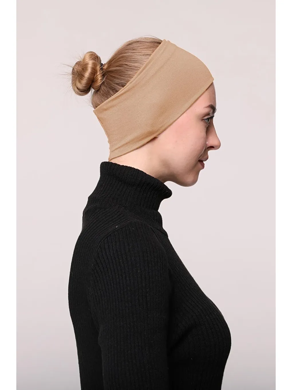 Bej Kadın Penye Dikişsiz Tesettür Bandana Bone Spor Saç Bandı