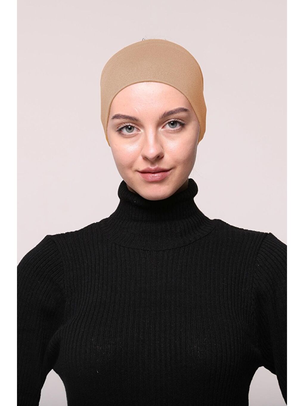 Bej Kadın Penye Dikişsiz Tesettür Bandana Bone Spor Saç Bandı-1