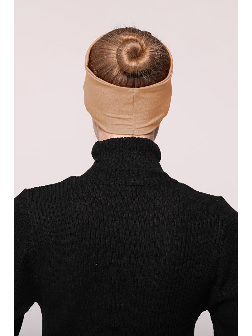 Bej Kadın Penye Dikişsiz Tesettür Bandana Bone Spor Saç Bandı-4