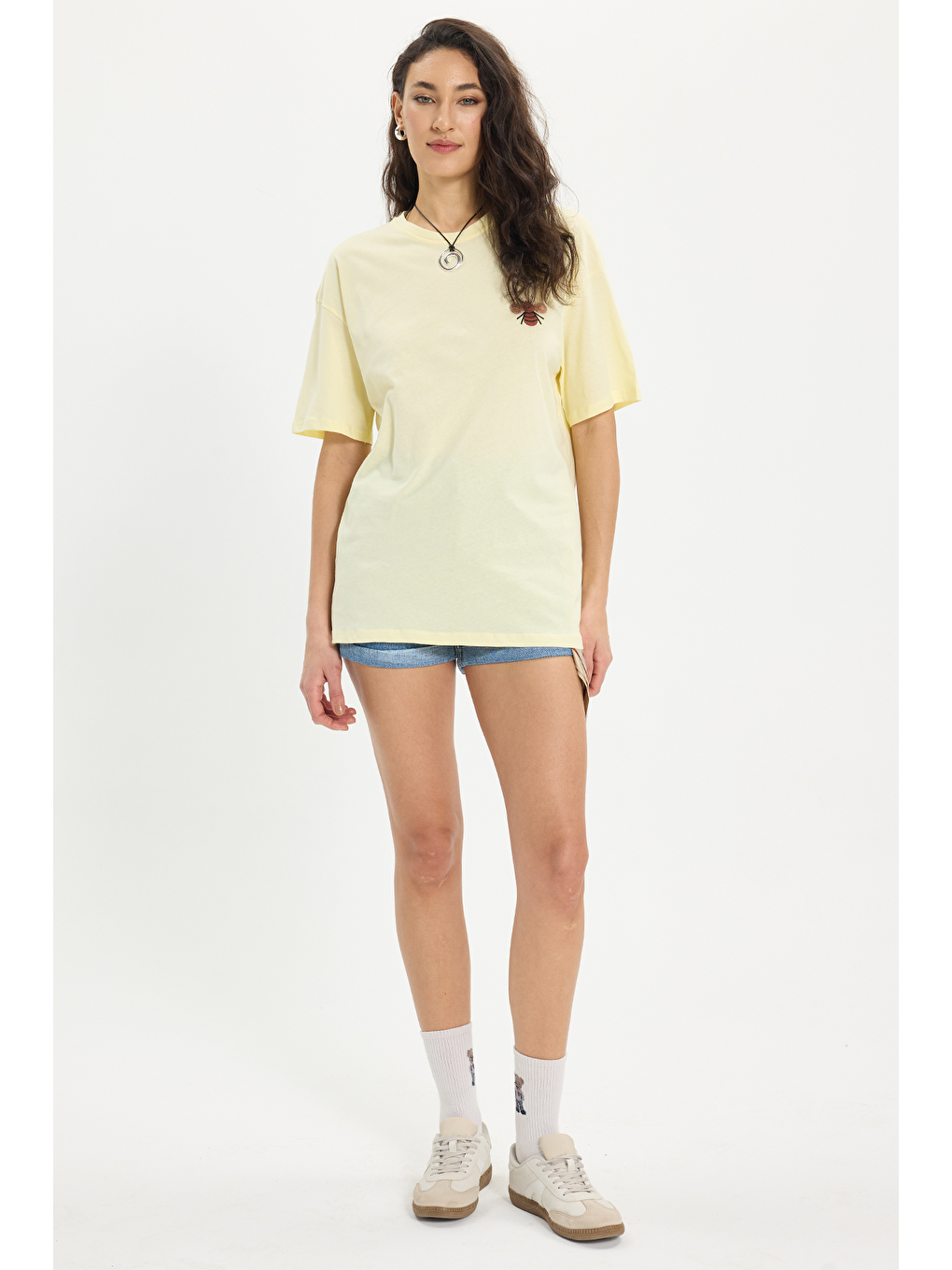 Kadın Oversize Geniş Kesim %100 Pamuk Bisiklet Yaka Kısa Kollu Baskılı Sarı Tişört-1