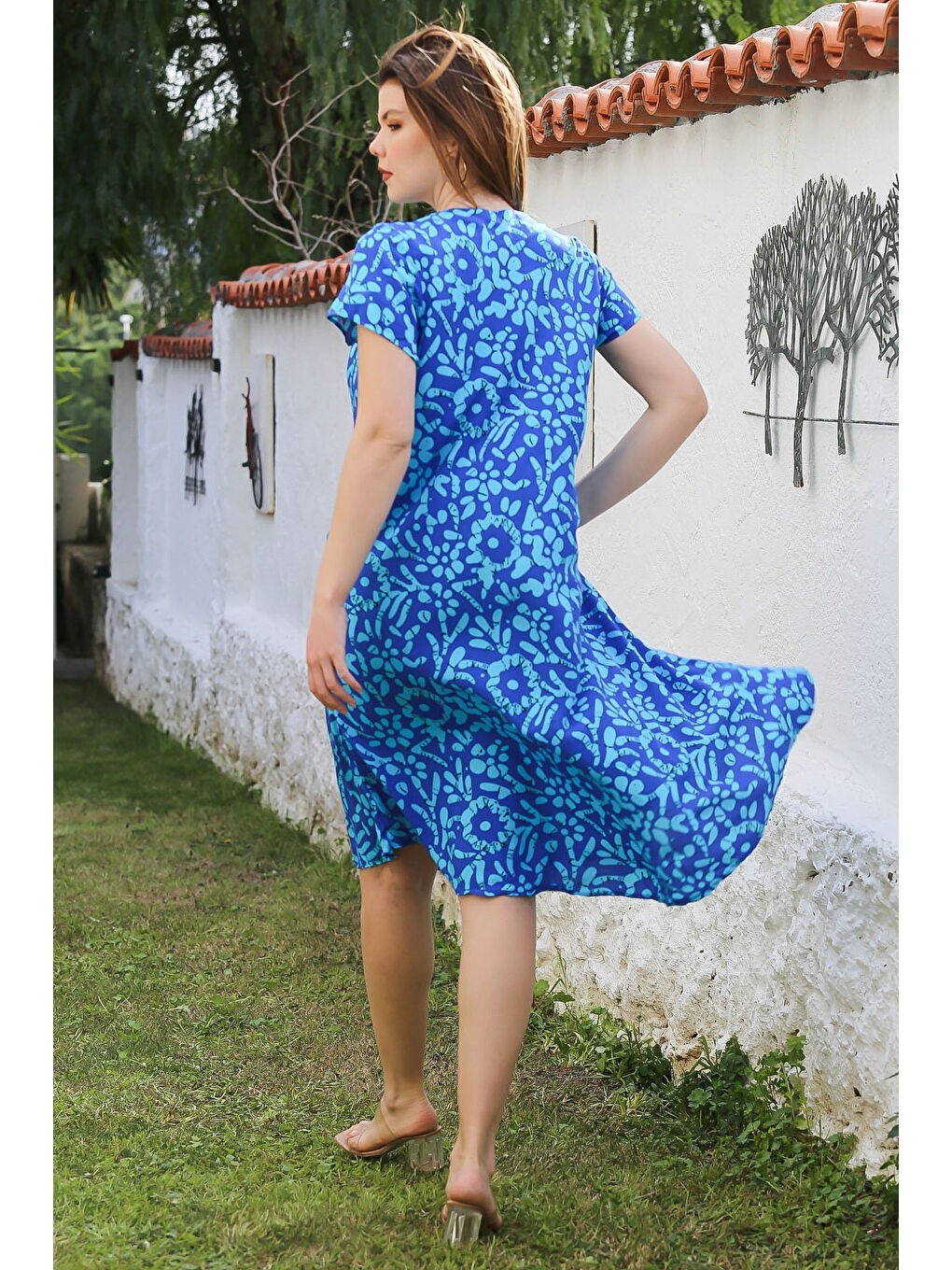 Turkuaz V Yaka Düşük Kol Allover Baskılı Casual Viskon Dokuma Elbise 115 66-5