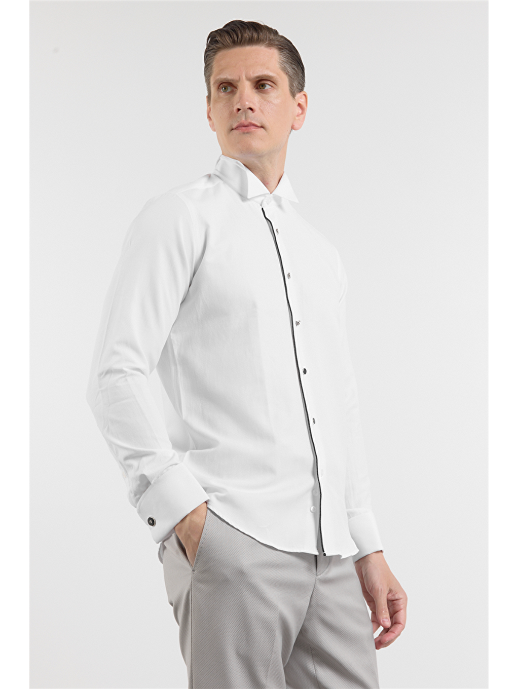 Beyaz Ata Yaka Uzun Kol Cepsiz Slim Fit Pamuklu Gömlek 1004260415-2