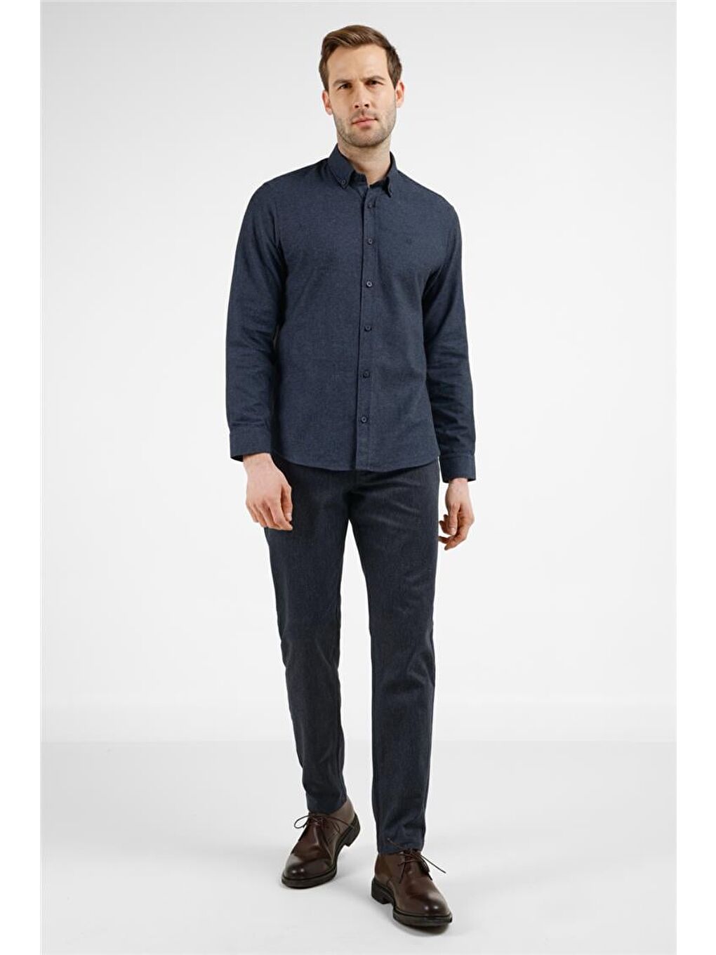 Lacivert - Mavi Düğmeli Yaka Uzun Kol Cepsiz Slim Fit Pamuklu Gömlek 1004255233-1