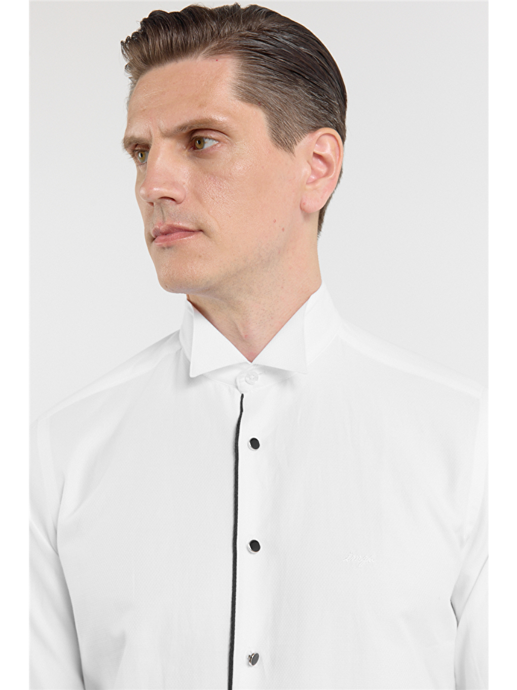 Beyaz Ata Yaka Uzun Kol Cepsiz Slim Fit Pamuklu Gömlek 1004260415-3