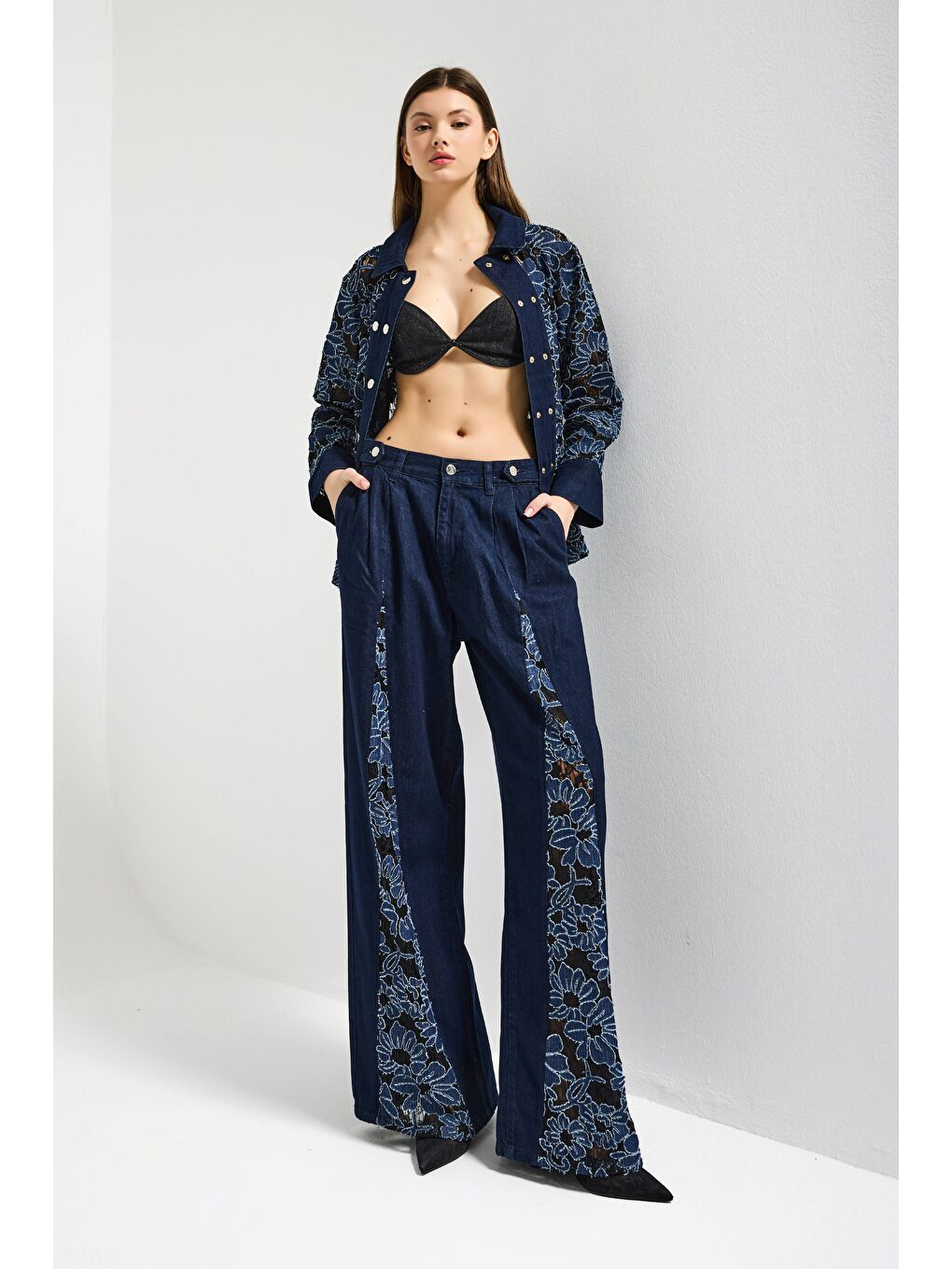 Kadın İndigo Selvedge 7s6-50 Wide Leg Dantel Nakış Detaylı Özel Tasarım Denim Jean-1
