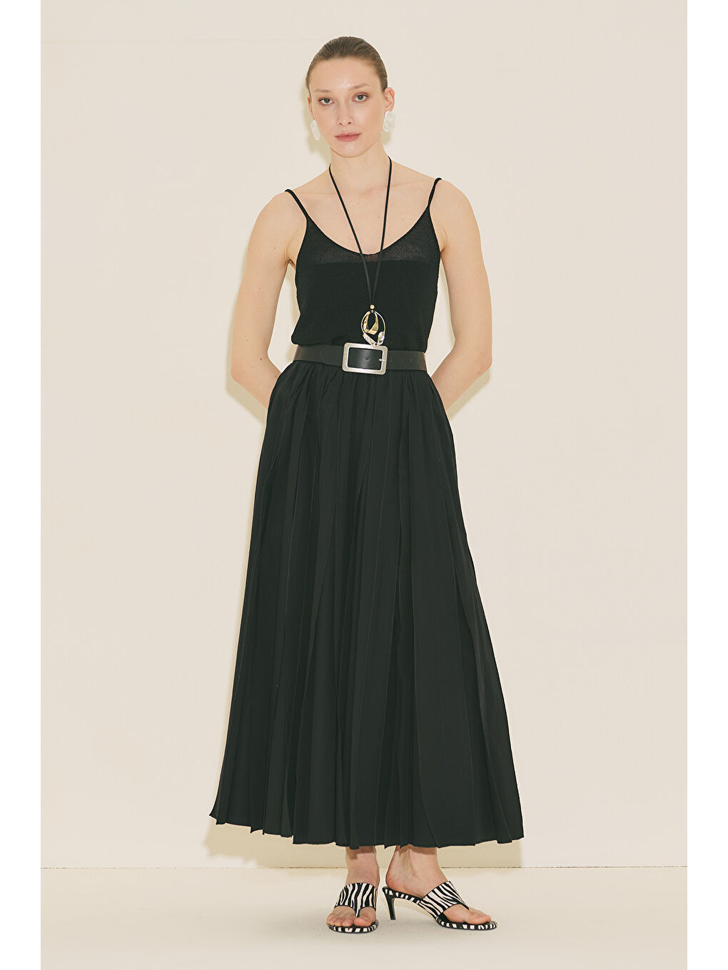 Zeya Parçalı Etek Siyah