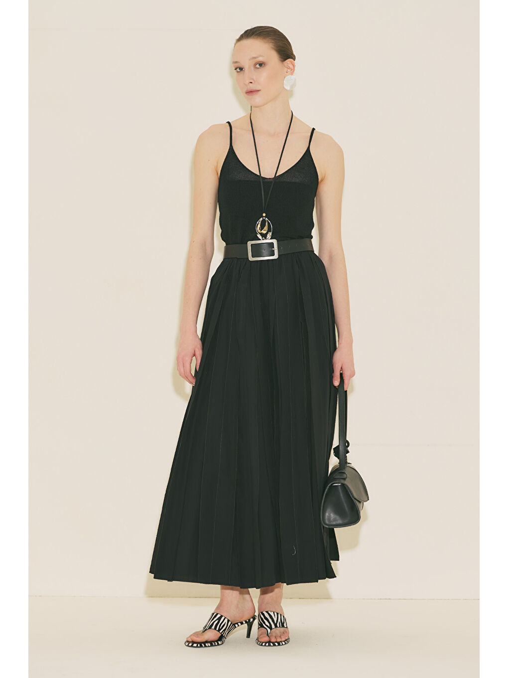 Zeya Parçalı Etek Siyah-2