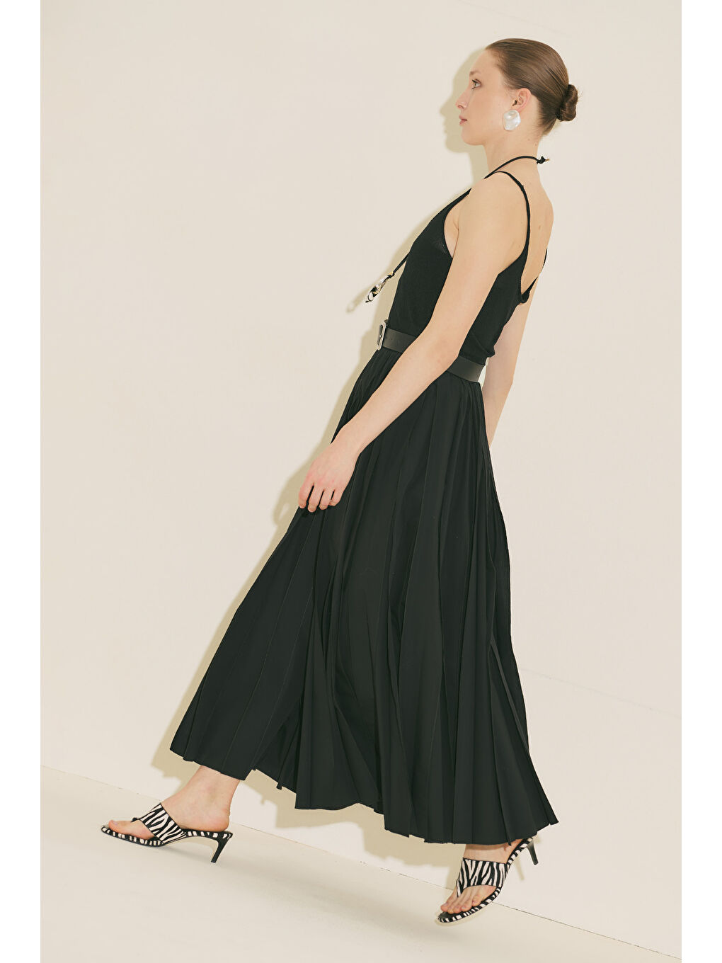 Zeya Parçalı Etek Siyah-6