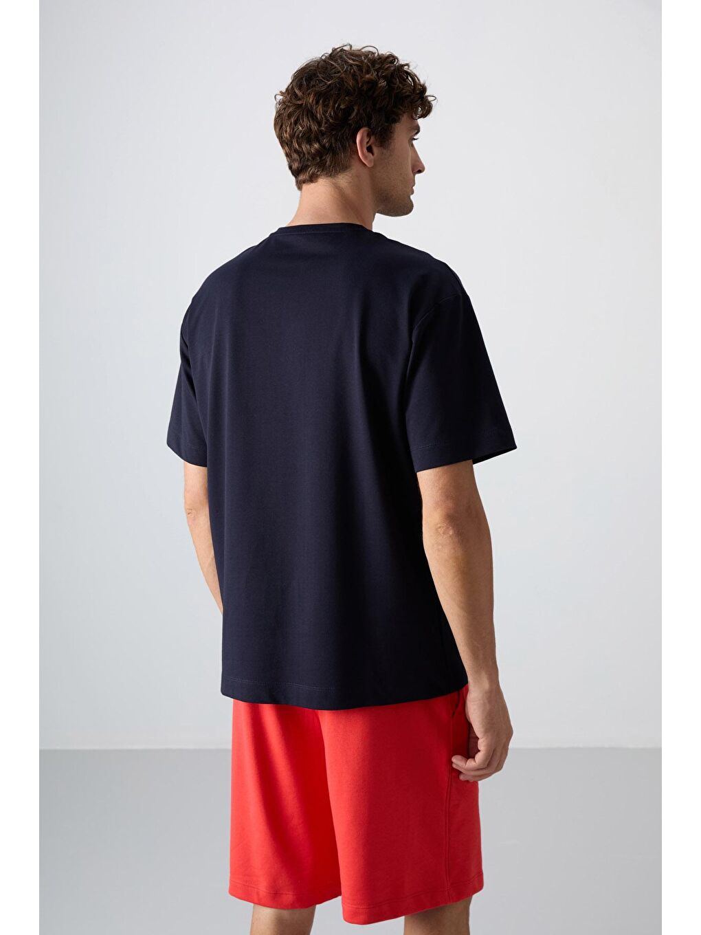 TOMMYLIFE Lacivert Pamuklu Kalın Yumuşak Dokulu Oversize Fit Baskılı Erkek T-Shirt - 88350 - 4