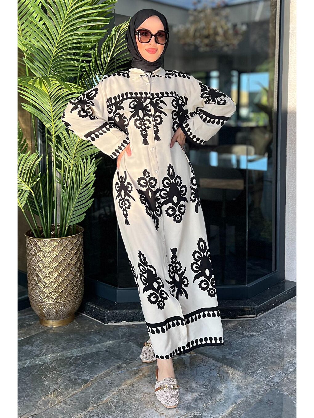 Ekru Desenli Boydan Düğmeli Tesettür Viskon Elbise