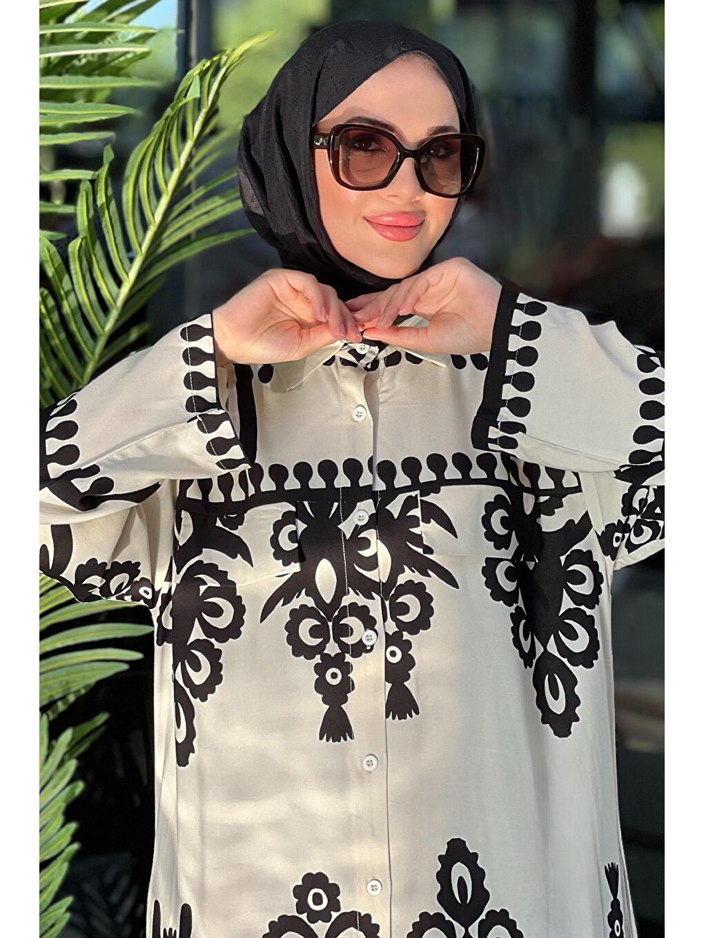 Ekru Desenli Boydan Düğmeli Tesettür Viskon Elbise-2