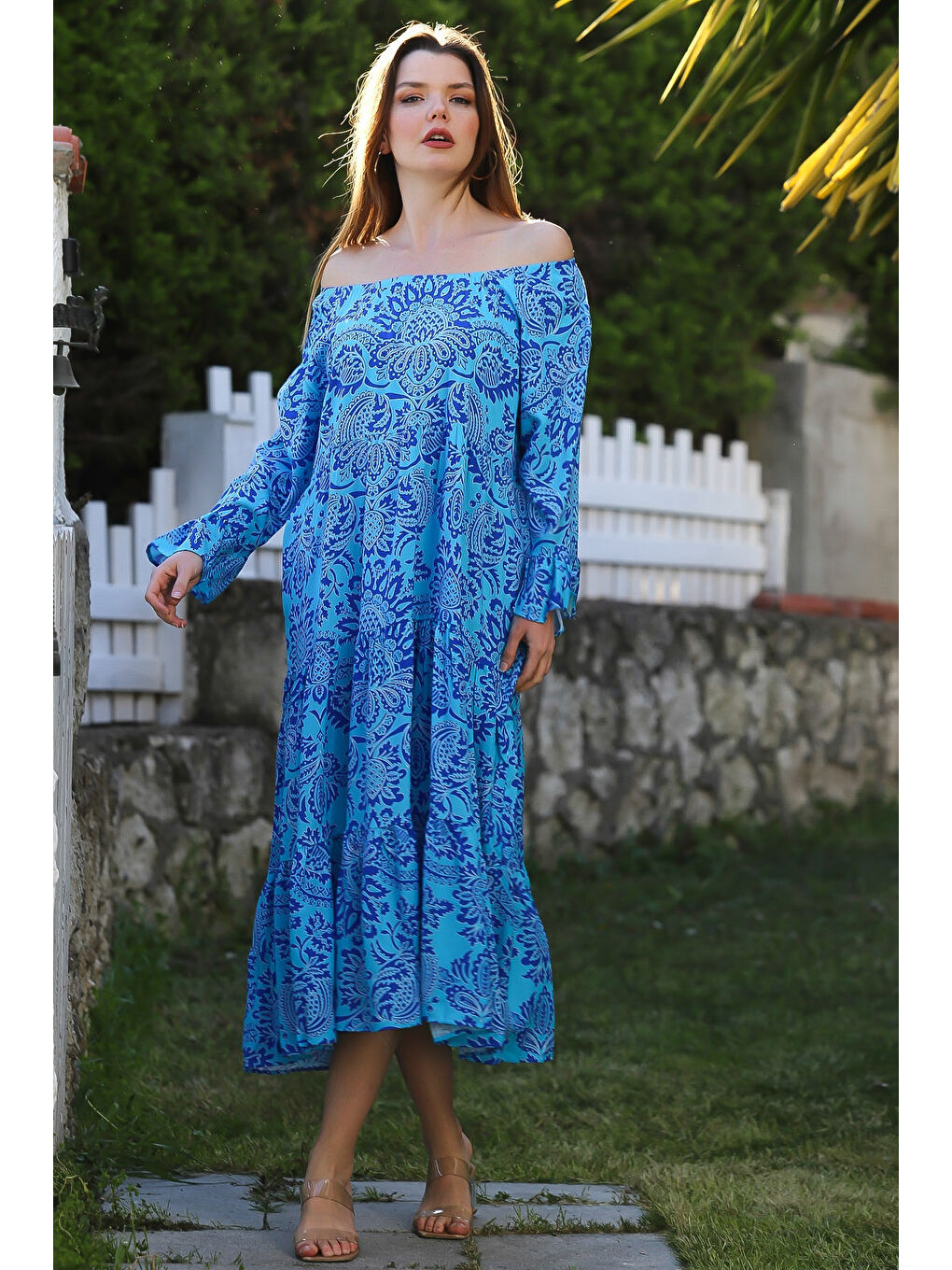 Turkuaz Carmen Yaka Fırfırlı Kol Etek Ucu Fırfırlı Allover Baskılı Viskon Dokuma Elbise 130 60-1