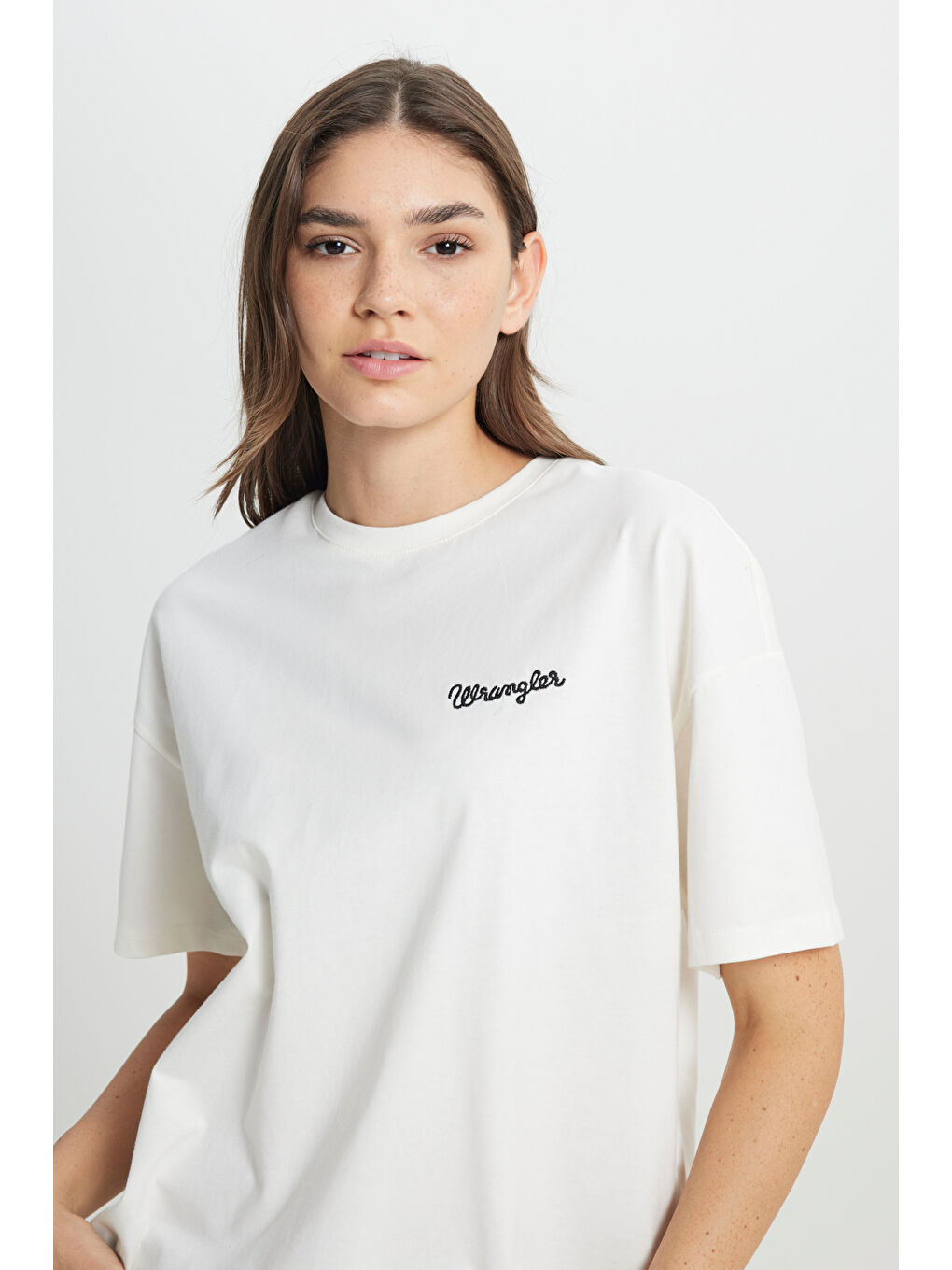 Loose Fit Rahat Kesim Bisiklet Yaka %100 Pamuk Beyaz Tişört-4