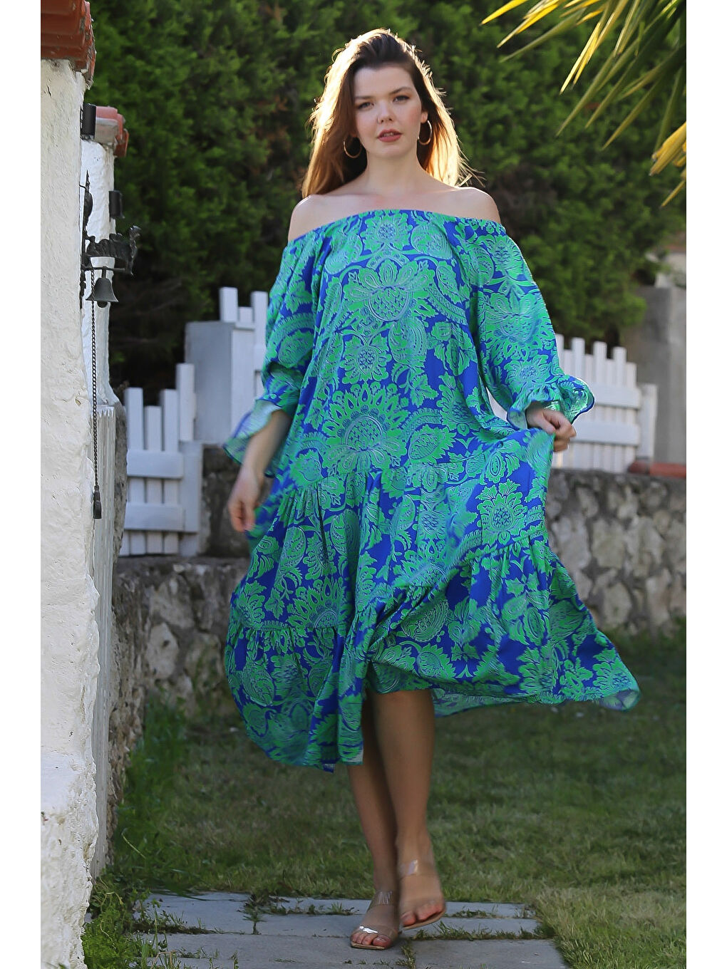 Mavi-Yeşil Carmen Yaka Fırfırlı Kol Etek Ucu Fırfırlı Allover Baskılı Viskon Dokuma Elbise 130 60-2