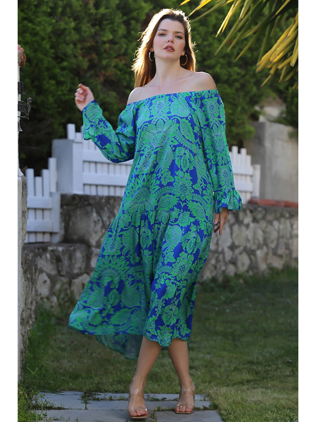 Mavi-Yeşil Carmen Yaka Fırfırlı Kol Etek Ucu Fırfırlı Allover Baskılı Viskon Dokuma Elbise 130 60-3