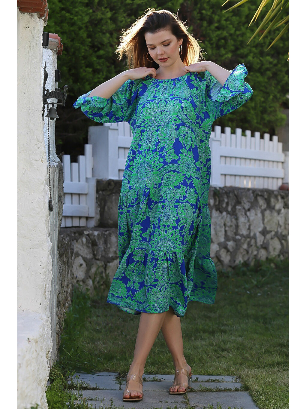 Mavi-Yeşil Carmen Yaka Fırfırlı Kol Etek Ucu Fırfırlı Allover Baskılı Viskon Dokuma Elbise 130 60-5