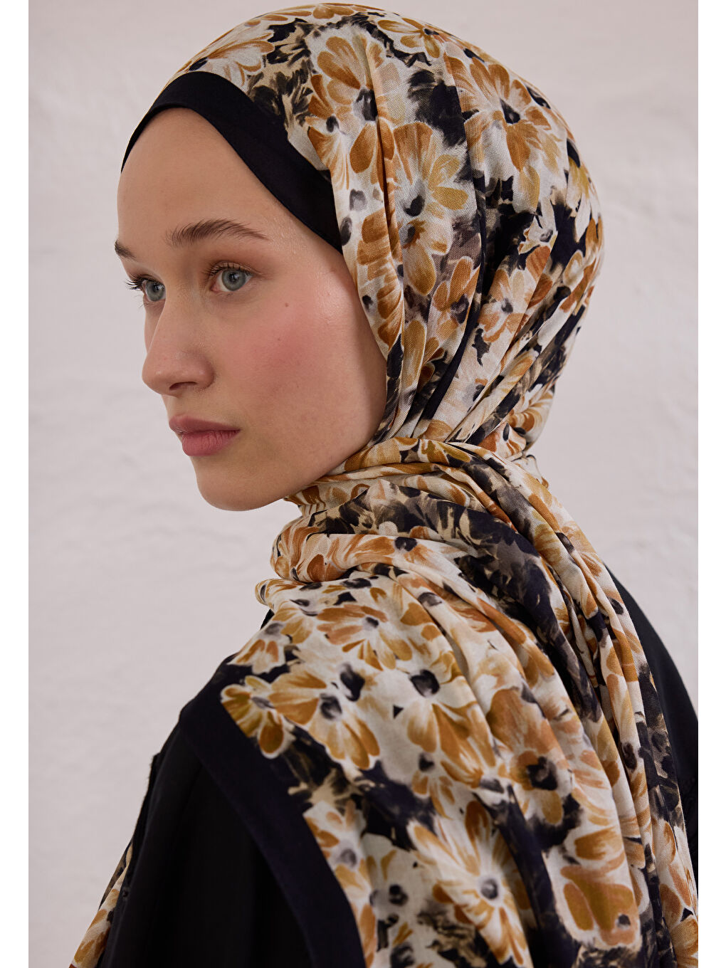 Cherry Blossom Desen Rami Şal Siyah-1