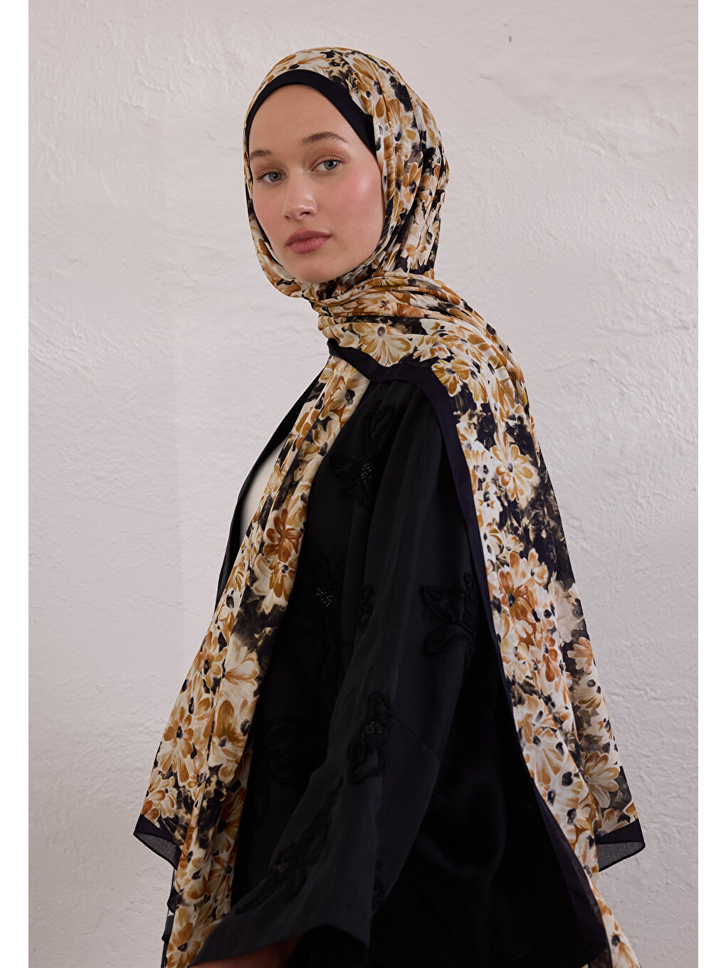 Cherry Blossom Desen Rami Şal Siyah-2