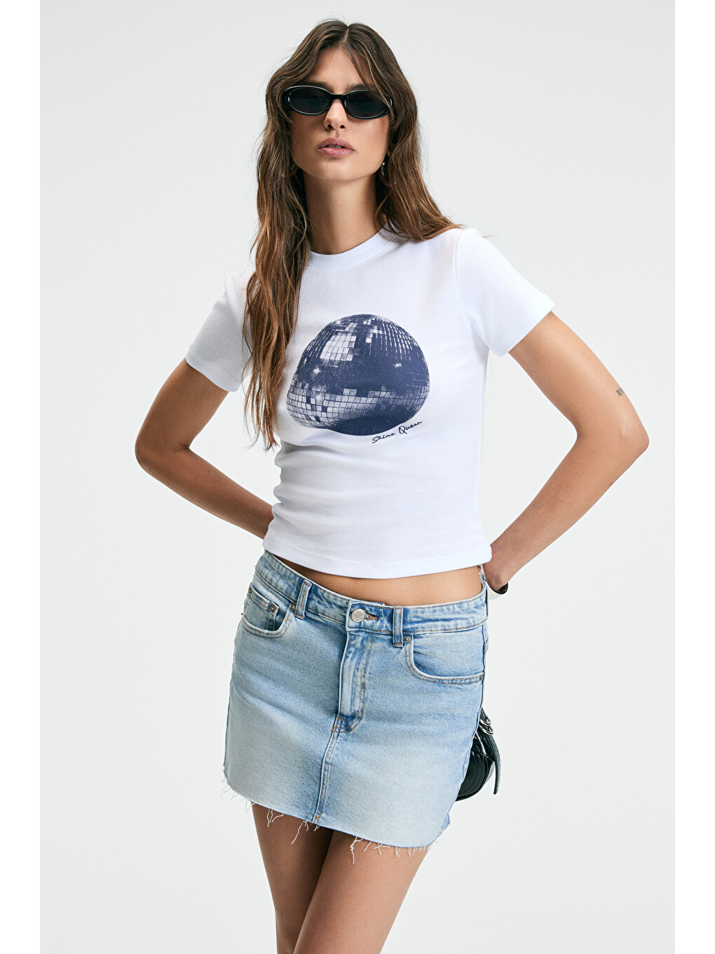 Athea Kadın Bisiklet Yaka Kısa Kollu Önü Baskılı Slim Beyaz T-shirt-1