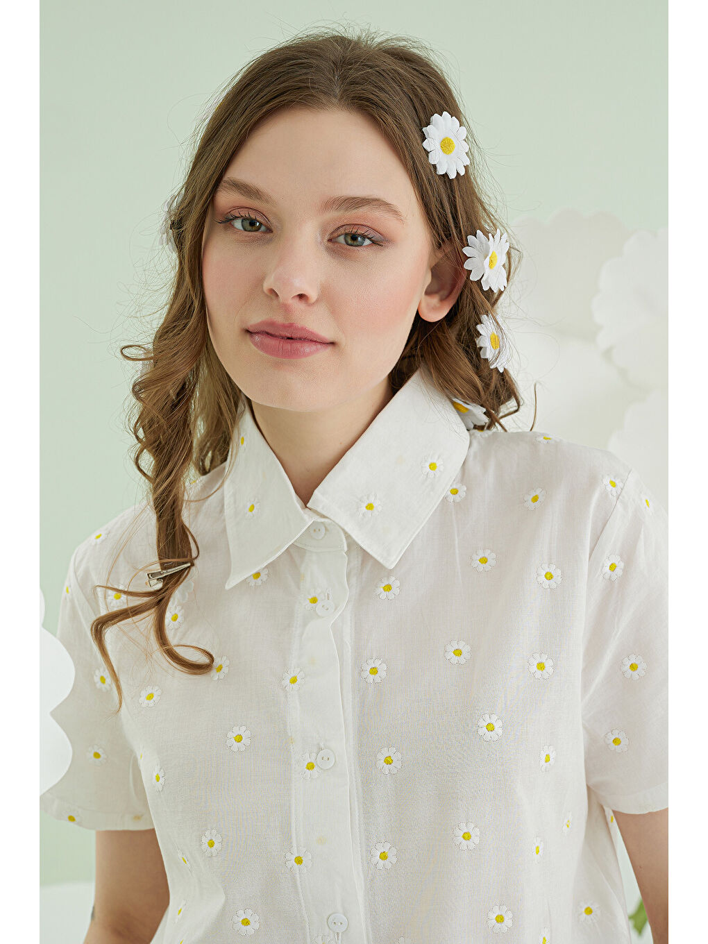 Beyaz Papatyalı Önden Düğmeli Pijama Takımı-2