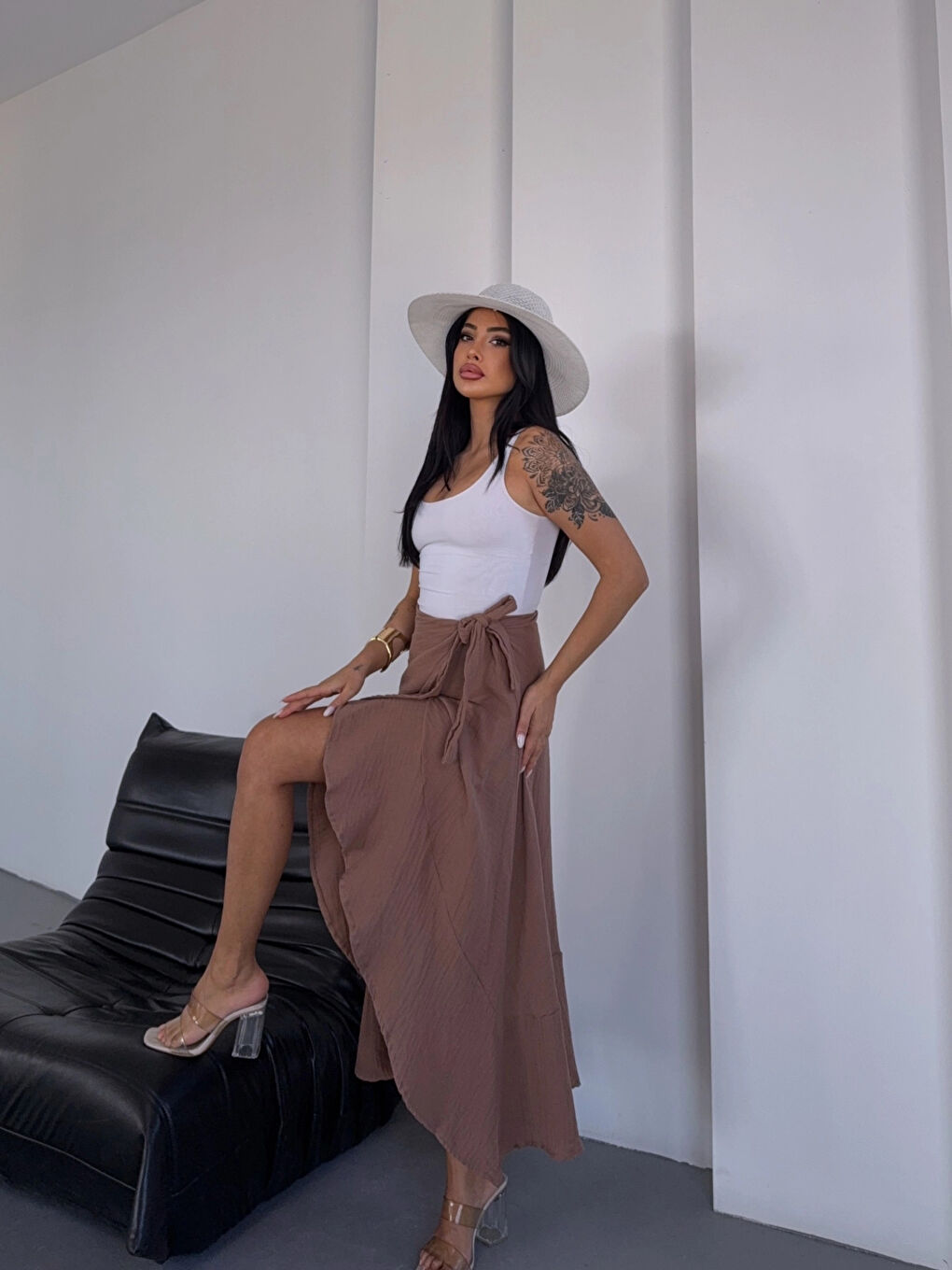 Sarı Kadım Camel Belden Bağlamalı Asimetrik Müslin Etek HZL25S-DSB117801-1