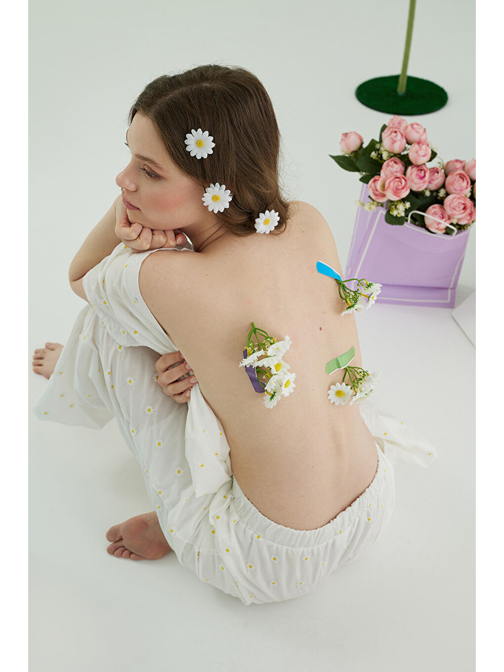 Beyaz Papatyalı Önden Düğmeli Pijama Takımı-4