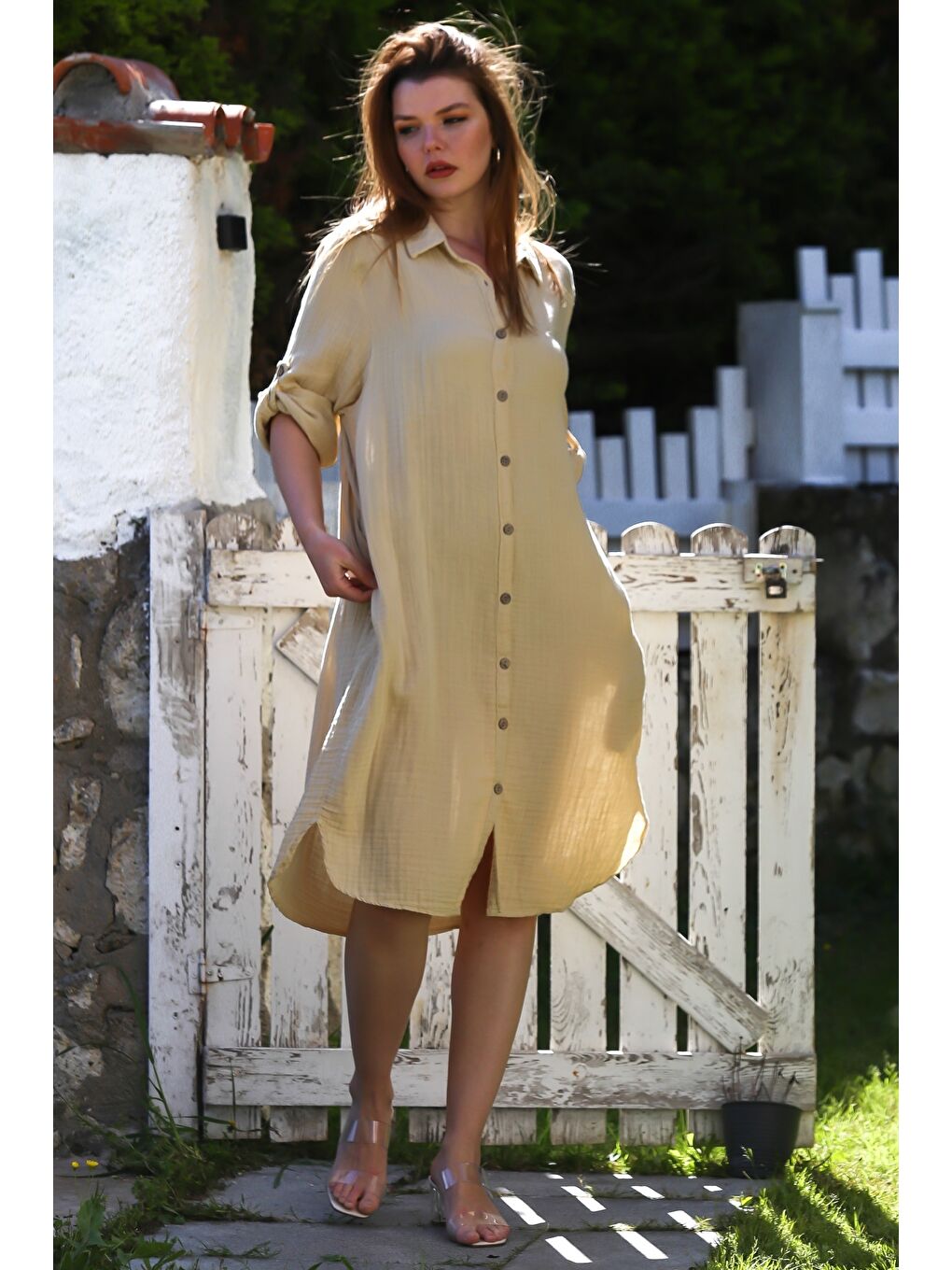 Koyu Bej Gömlek Yaka Düğmeli Uzun Kollu Gizli Cepli Casual Müslin Dokuma Elbise 115 68